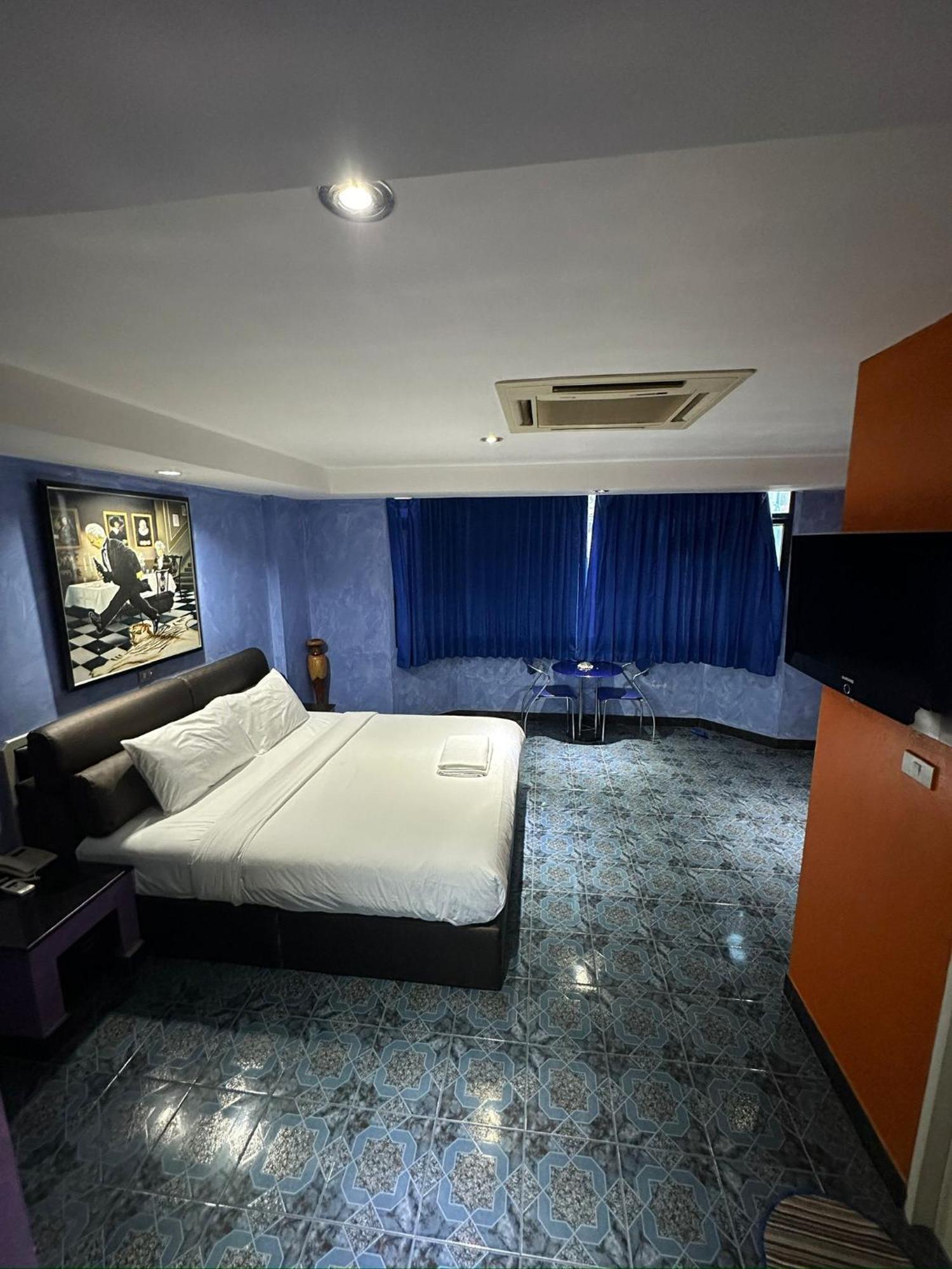 Koenig Hotel Pattaya Near Walking Street Eksteriør billede