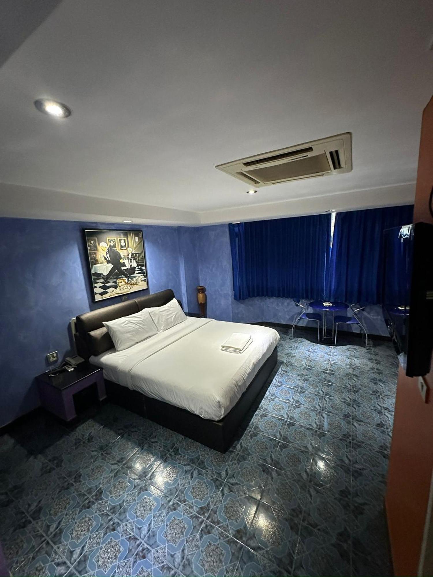 Koenig Hotel Pattaya Near Walking Street Eksteriør billede